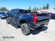 ✅ 2020 Chevrolet Silverado 1500 Custom Trail Boss • VIN: 1GCRYCEF8LZ329902 • Лот: 42839877. Опубликован ранее на IAAI с пробегом 58 757 миль. Бесплатный доступ к архиву аукционных продаж из США и подробный отчёт об истории автомобиля на DreamBid. Изображение 3.