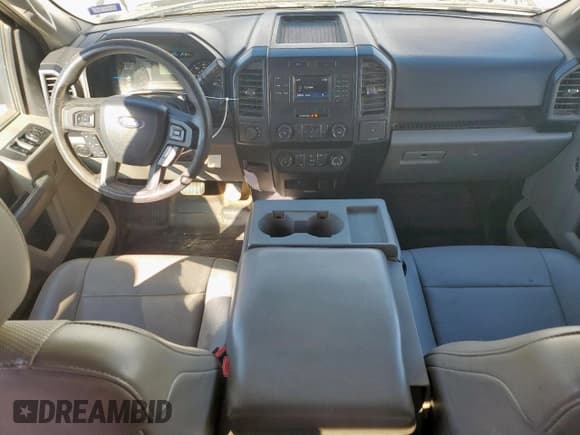 ✅ 2016 Ford F-150 XL • VIN: 1FTFX1EF5GKF57655 • Lot: 90010985. Listed on Copart with 182,528 mi. Free auction sales archive from the USA and detailed vehicle history report at DreamBid. Image 8.