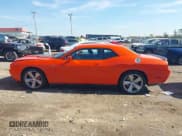 ✅ 2008 Dodge Challenger SRT-8 • VIN: 2B3LJ74W88H301738 • Lot: 43604766. Listed on IAAI with 62,565 mi. Free auction sales archive from the USA and detailed vehicle history report at DreamBid. Image 14.