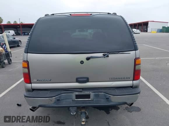 2002 Chevrolet Tahoe LS с VIN 1GNEC13Z42R220342, выставлен на аукционе IAAI как лот 43346998 с пробегом 173 821 миль миль и . История ставок и продаж доступна на DreamBid. Изображение 16.