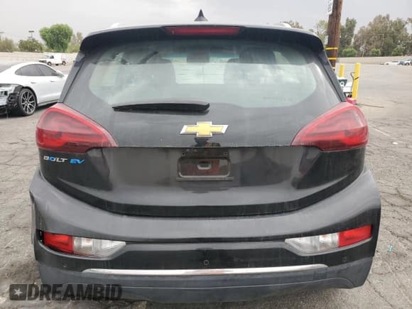 ✅ 2021 Chevrolet Bolt EV Premier • VIN: 1G1FZ6S07M4112477 • Lot: 71004635. Wystawiony na Copart z przebiegiem 50 861 mil. Bezpłatny archiwum sprzedaży aukcyjnych z USA i szczegółowy raport historii pojazdu na DreamBid. Zdjęcie 6.