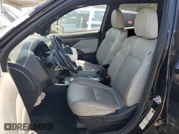 2019 Mitsubishi Outlander SEL с VIN JA4J24A5XKZ051093, выставлен на аукционе Copart как лот 53166205 с пробегом 68 494 миль миль и Списание • Salvage title. История ставок и продаж доступна на DreamBid. Изображение 7.