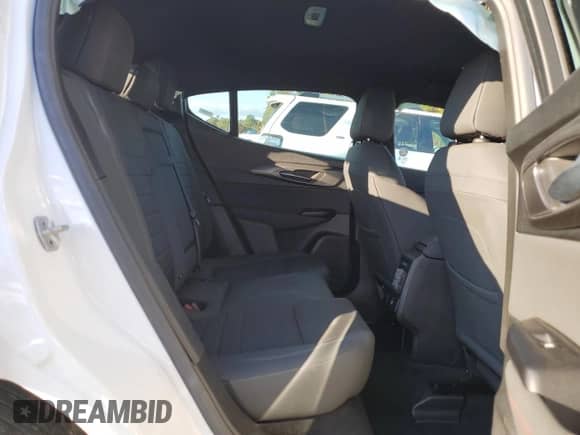 2024 Dodge Hornet R/T z VIN ZACPDFCW4R3A28405, wystawiony jako Copart lot #89726945 z przebiegiem 35 483 mil mil oraz Nie do naprawy • Non repairable. Historia ofert i sprzedaży dostępna na DreamBid. Obrazek 11.