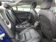 ✅ 2012 Chevrolet Volt • VIN: 1G1RD6E48CU116384 • Lot: 70930864. Wystawiony na Copart z przebiegiem 102 108 mil. Bezpłatny archiwum sprzedaży aukcyjnych z USA i szczegółowy raport historii pojazdu na DreamBid. Zdjęcie 10.