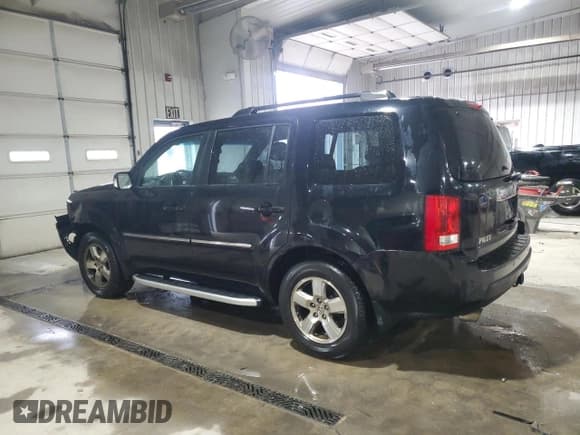 ✅ 2011 Honda Pilot Touring • VIN: 5FNYF4H98BB103649 • Lot: 93402485. Listed on Copart with 173,815 mi. Free auction sales archive from the USA and detailed vehicle history report at DreamBid. Image 2.