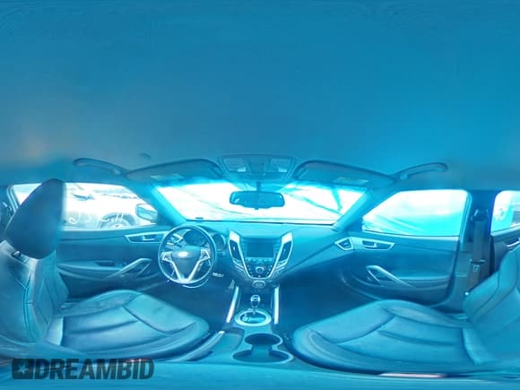 ✅ 2015 Hyundai Veloster • VIN: KMHTC6AD5FU222877 • Lot: 86952994. Wystawiony na Copart z przebiegiem 91 526 mil. Bezpłatny archiwum sprzedaży aukcyjnych z USA i szczegółowy raport historii pojazdu na DreamBid. Zdjęcie 12.