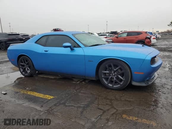 2019 Dodge Challenger R/T z VIN 2C3CDZBT7KH639380, wystawiony jako Copart lot #83933265 z przebiegiem 94 054 mil mil oraz Czysty tytuł • Clean title. Historia ofert i sprzedaży dostępna na DreamBid. Obrazek 4.