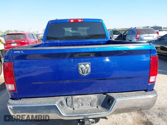 ✅ 2018 Ram 1500 Express • VIN: 1C6RR6FG0JS336443 • Lot: 43449272. Listed on IAAI with 162,636 mi. Free auction sales archive from the USA and detailed vehicle history report at DreamBid. Image 16.