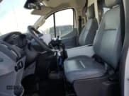 ✅ 2017 Ford Transit • VIN: 1FTYE1ZM5HKB28704 • Лот: 52015045. Опубликован ранее на Copart с пробегом Не указан. Бесплатный доступ к архиву аукционных продаж из США и подробный отчёт об истории автомобиля на DreamBid. Изображение 7.