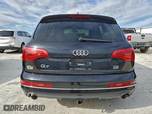 ✅ 2012 Audi Q7 Prestige • VIN: WA1VMBFE9CD003530 • Лот: 94038615. Опубликован ранее на Copart с пробегом 194 360 миль. Бесплатный доступ к архиву аукционных продаж из США и подробный отчёт об истории автомобиля на DreamBid. Изображение 6.
