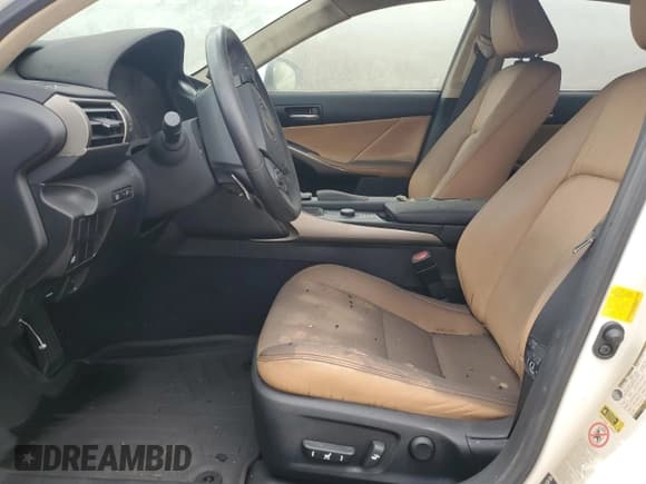 ✅ 2014 Lexus IS 350 • VIN: JTHBE1D26E5002596 • Lot: 86285645. Wystawiony na Copart z przebiegiem 60 092 mil. Bezpłatny archiwum sprzedaży aukcyjnych z USA i szczegółowy raport historii pojazdu na DreamBid. Zdjęcie 7.