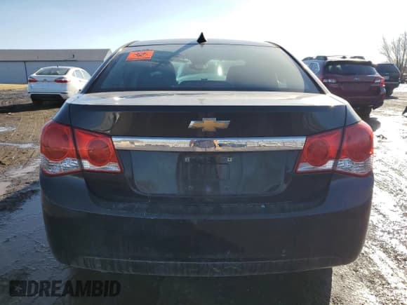 ✅ 2016 Chevrolet Cruze LS • VIN: 1G1PB5SG4G7174244 • Lot: 44373075. Listed on Copart with 122,436 mi. Free auction sales archive from the USA and detailed vehicle history report at DreamBid. Image 6.