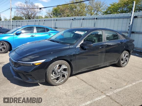 ✅ 2025 Hyundai Elantra Limited • VIN: KMHLP4DG7SU868656 • Лот: 86454355. Опубликован ранее на Copart с пробегом 8 443 миль. Бесплатный доступ к архиву аукционных продаж из США и подробный отчёт об истории автомобиля на DreamBid. Изображение 1.