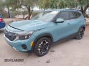 ✅ 2024 Kia Seltos EX • VIN: KNDER2AA6R7568840 • Lot: 43417598. Wystawiony na IAAI z przebiegiem 12 617 mil. Bezpłatny archiwum sprzedaży aukcyjnych z USA i szczegółowy raport historii pojazdu na DreamBid. Zdjęcie 17.