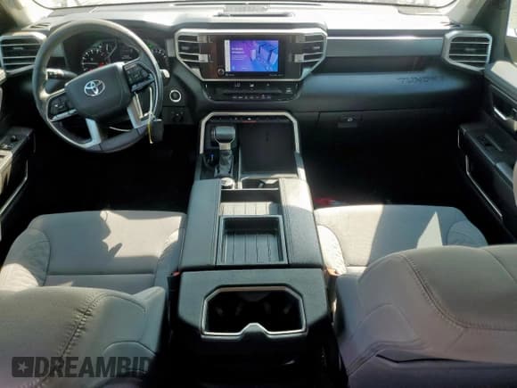 ✅ 2022 Toyota Tundra SR5 • VIN: 5TFLA5AB5NX015812 • Lot: 80524475. Listed on Copart with 41,395 mi. Free auction sales archive from the USA and detailed vehicle history report at DreamBid. Image 8.