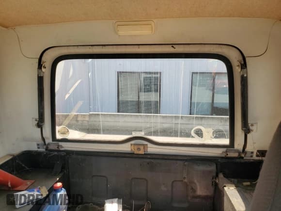 ✅ 1989 Jeep Wrangler S • VIN: 2J4FY19E4KJ161556 • Lot: 59640745. Listed on Copart with 141,519 mi. Free auction sales archive from the USA and detailed vehicle history report at DreamBid. Image 10.