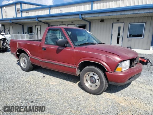 ✅ 2001 GMC Sonoma SL • VIN: 1GTCS145X1K149556 • Lot: 80345885. Wystawiony na Copart z przebiegiem 163 478 mil. Bezpłatny archiwum sprzedaży aukcyjnych z USA i szczegółowy raport historii pojazdu na DreamBid. Zdjęcie 4.