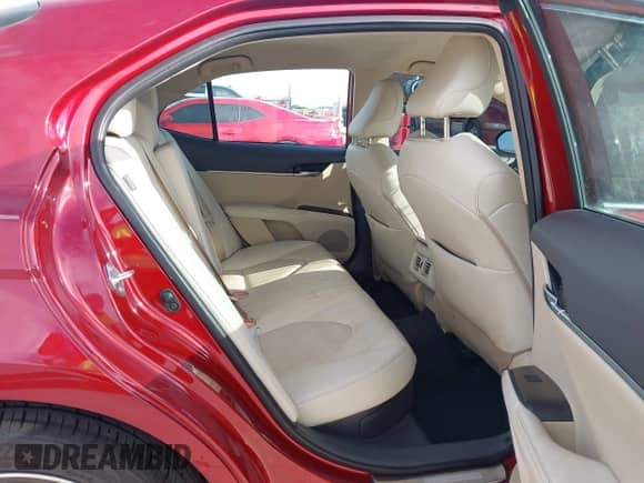 2022 Toyota Camry Hybrid XLE with VIN 4T1F31AK3NU573039, listed as a IAAI auction lot 42593982 with 39,779 mi miles and . Bid and sale history available at DreamBid. Image 8.