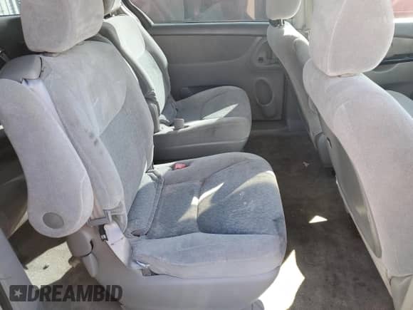 2005 Toyota Sienna LE с VIN 5TDZA23C75S312486, выставлен на аукционе Copart как лот 90917255 с пробегом 235 882 миль миль и Списание • Salvage title. История ставок и продаж доступна на DreamBid. Изображение 11.