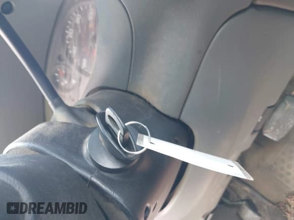 ✅ 2005 Ford Ranger XL Fleet • VIN: 1FTYR45E85PA75211 • Лот: 42256764. Опубликован ранее на IAAI с пробегом 169 892 миль. Бесплатный доступ к архиву аукционных продаж из США и подробный отчёт об истории автомобиля на DreamBid. Изображение 11.