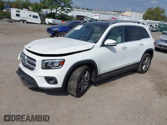 ✅ 2020 Mercedes-Benz GLB 250 • VIN: W1N4M4HB1LW042125 • Lot: 43289788. Listed on IAAI with 100,172 mi. Free auction sales archive from the USA and detailed vehicle history report at DreamBid. Image 22.