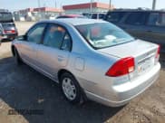 ✅ 2002 Honda Civic LX • VIN: 2HGES16632H579700 • Lot: 43222370. Wystawiony na IAAI z przebiegiem 166 197 mil. Bezpłatny archiwum sprzedaży aukcyjnych z USA i szczegółowy raport historii pojazdu na DreamBid. Zdjęcie 3.