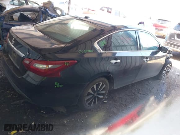 ✅ 2018 Nissan Altima SR • VIN: 1N4AL3AP7JC174307 • Lot: 42073149. Wystawiony na IAAI z przebiegiem 166 363 mil. Bezpłatny archiwum sprzedaży aukcyjnych z USA i szczegółowy raport historii pojazdu na DreamBid. Zdjęcie 4.