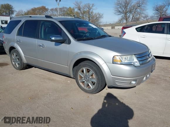 ✅ 2008 Ford Taurus X Limited • VIN: 1FMDK03W68GA45504 • Лот: 43652170. Опубликован ранее на IAAI с пробегом 104 849 миль. Бесплатный доступ к архиву аукционных продаж из США и подробный отчёт об истории автомобиля на DreamBid. Изображение 1.