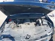 ✅ 2020 Chevrolet Suburban LT • VIN: 1GNSCHKC4LR154126 • Lot: 41636948. Wystawiony na IAAI z przebiegiem 190 699 mil. Bezpłatny archiwum sprzedaży aukcyjnych z USA i szczegółowy raport historii pojazdu na DreamBid. Zdjęcie 10.