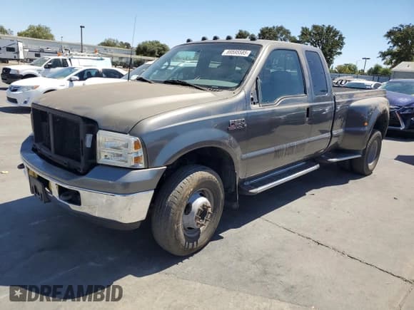 ✅ 2002 Ford F-350 XL • VIN: 1FTWX33F32ED70260 • Лот: 69595585. Опубликован ранее на Copart с пробегом Не указан. Бесплатный доступ к архиву аукционных продаж из США и подробный отчёт об истории автомобиля на DreamBid. Изображение 1.