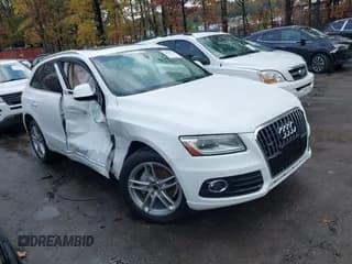 ✅ 2017 Audi Q5 Premium Plus • VIN: WA1L2AFP7HA090717 • Lot: 43573771. Wystawiony na IAAI z przebiegiem Nie podano. Bezpłatny archiwum sprzedaży aukcyjnych z USA i szczegółowy raport historii pojazdu na DreamBid. Zdjęcie 1.