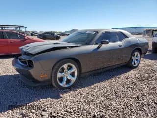 ✅ 2014 Dodge Challenger SXT • VIN: 2C3CDYAG6EH302959 • Lot: 41622445. Wystawiony na Copart z przebiegiem 51 992 mil. Bezpłatny archiwum sprzedaży aukcyjnych z USA i szczegółowy raport historii pojazdu na DreamBid. Zdjęcie 1.