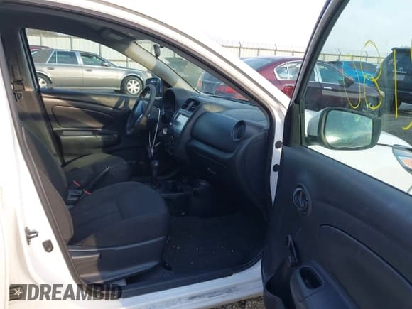 ✅ 2019 Nissan Versa S Plus • VIN: 3N1CN7AP5KL815645 • Lot: 41441104. Listed on IAAI with 152,053 mi. Free auction sales archive from the USA and detailed vehicle history report at DreamBid. Image 5.