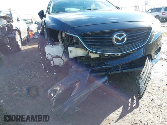 ✅ 2016 Mazda 6 i Touring • VIN: JM1GJ1V54G1414196 • Lot: 43590409. Wystawiony na IAAI z przebiegiem 71 251 mil. Bezpłatny archiwum sprzedaży aukcyjnych z USA i szczegółowy raport historii pojazdu na DreamBid. Zdjęcie 17.