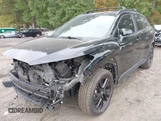 ✅ 2024 Toyota Corolla Cross Hybrid SE • VIN: 7MUFBABG2RV056560 • Lot: 43500395. Wystawiony na IAAI z przebiegiem 57 684 mil. Bezpłatny archiwum sprzedaży aukcyjnych z USA i szczegółowy raport historii pojazdu na DreamBid. Zdjęcie 6.