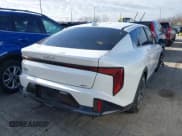 ✅ 2025 Kia K4 GT-Line • VIN: 3KPFW4DE9SE124011 • Lot: 43700928. Wystawiony na IAAI z przebiegiem 20 900 mil. Bezpłatny archiwum sprzedaży aukcyjnych z USA i szczegółowy raport historii pojazdu na DreamBid. Zdjęcie 4.