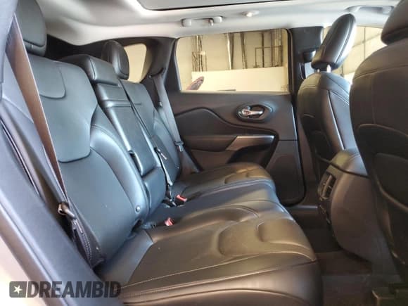 ✅ 2019 Jeep Cherokee Limited • VIN: 1C4PJMDX3KD133468 • Lot: 56223385. Listed on Copart with 108,215 mi. Free auction sales archive from the USA and detailed vehicle history report at DreamBid. Image 11.