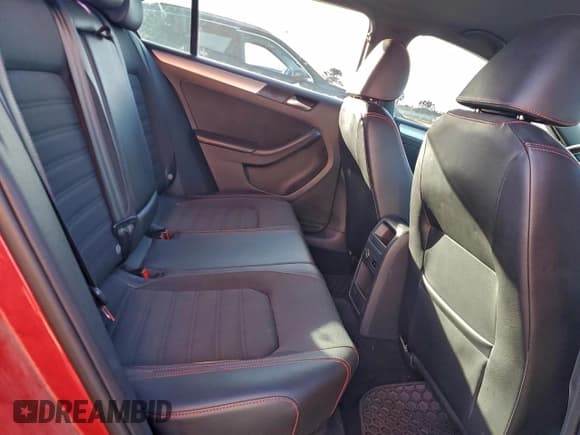 ✅ 2012 Volkswagen Jetta PZEV • VIN: 3VW4A7AJ9CM370294 • Lot: 95727735. Wystawiony na Copart z przebiegiem 113 353 mil. Bezpłatny archiwum sprzedaży aukcyjnych z USA i szczegółowy raport historii pojazdu na DreamBid. Zdjęcie 10.