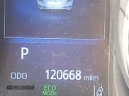 ✅ 2018 Toyota C-HR XLE • VIN: NMTKHMBX0JR034861 • Lot: 43940131. Wystawiony na IAAI z przebiegiem 120 668 mil. Bezpłatny archiwum sprzedaży aukcyjnych z USA i szczegółowy raport historii pojazdu na DreamBid. Zdjęcie 15.