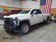 2024 Chevrolet Silverado 3500HD Work Truck с VIN 1GC4YSE78RF184240, выставлен на аукционе Copart как лот 71125204 с пробегом 20 056 миль миль и На запчасти • Non repairable. История ставок и продаж доступна на DreamBid. Изображение 1.