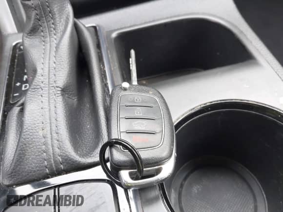 2015 Hyundai Sonata Limited z VIN 5NPE34AF3FH087380, wystawiony jako IAAI lot #43604080 z przebiegiem 96 591 mil mil oraz . Historia ofert i sprzedaży dostępna na DreamBid. Obrazek 11.