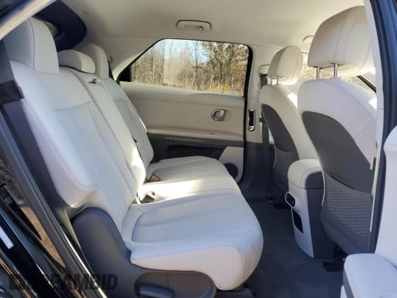 ✅ 2023 Hyundai Ioniq 5 SEL • VIN: KM8KN4AE1PU173780 • Lot: 90872535. Listed on Copart with 34,949 mi. Free auction sales archive from the USA and detailed vehicle history report at DreamBid. Image 10.