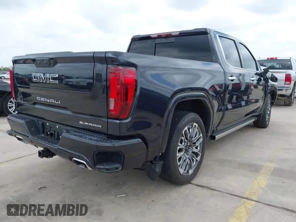 ✅ 2023 GMC Sierra 1500 Denali Ultimate • VIN: 1GTUUHEL6PZ295182 • Лот: 42497298. Опубликован ранее на IAAI с пробегом 18 401 миль. Бесплатный доступ к архиву аукционных продаж из США и подробный отчёт об истории автомобиля на DreamBid. Изображение 4.