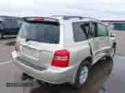 2001 Toyota Highlander с VIN JTEHF21A010002669, выставлен на аукционе IAAI как лот 43411593 с пробегом 145 595 миль миль и . История ставок и продаж доступна на DreamBid. Изображение 4.