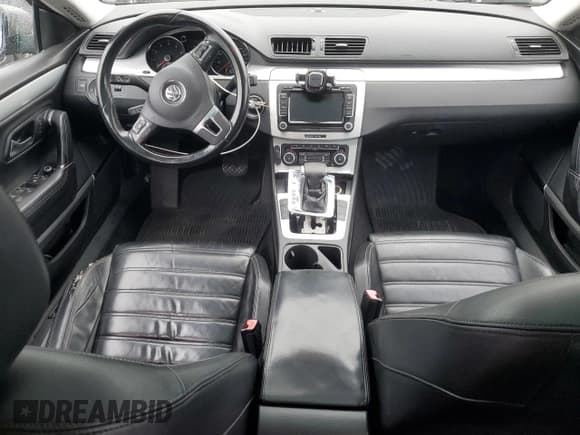 ✅ 2009 Volkswagen CC 4Motion • VIN: WVWGU73C19E526431 • Лот: 69520435. Опубликован ранее на Copart с пробегом 175 939 миль. Бесплатный доступ к архиву аукционных продаж из США и подробный отчёт об истории автомобиля на DreamBid. Изображение 8.