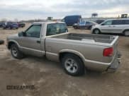 ✅ 2000 Chevrolet S-10 LS • VIN: 1GCCS1449YK139666 • Лот: 84090504. Опубликован ранее на Copart с пробегом 136 652 миль. Бесплатный доступ к архиву аукционных продаж из США и подробный отчёт об истории автомобиля на DreamBid. Изображение 2.