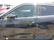 ✅ 2024 Mitsubishi Eclipse Cross SE • VIN: JA4ATWAA8RZ073688 • Лот: 42549598. Опубликован ранее на IAAI с пробегом 5 154 миль. Бесплатный доступ к архиву аукционных продаж из США и подробный отчёт об истории автомобиля на DreamBid. Изображение 15.