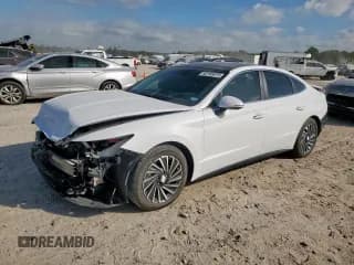✅ 2023 Hyundai Sonata Limited • VIN: KMHL54JJ0PA072099 • Лот: 92165975. Опубликован ранее на Copart с пробегом 26 494 миль. Бесплатный доступ к архиву аукционных продаж из США и подробный отчёт об истории автомобиля на DreamBid. Изображение 1.