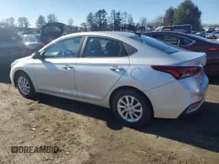 2018 Hyundai Accent SEL z VIN 3KPC24A34JE034040, wystawiony jako Copart lot #42991764 z przebiegiem 29 699 mil mil oraz . Historia ofert i sprzedaży dostępna na DreamBid. Obrazek 2.