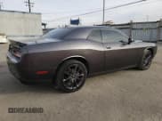 ✅ 2022 Dodge Challenger SXT • VIN: 2C3CDZGGXNH156756 • Lot: 78915354. Wystawiony na Copart z przebiegiem 43 704 mil. Bezpłatny archiwum sprzedaży aukcyjnych z USA i szczegółowy raport historii pojazdu na DreamBid. Zdjęcie 3.